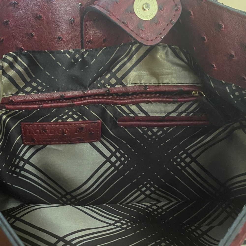 London Fog Deep Red Satchel - Picture 3 of 3